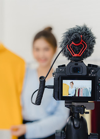 Influencer Marketing